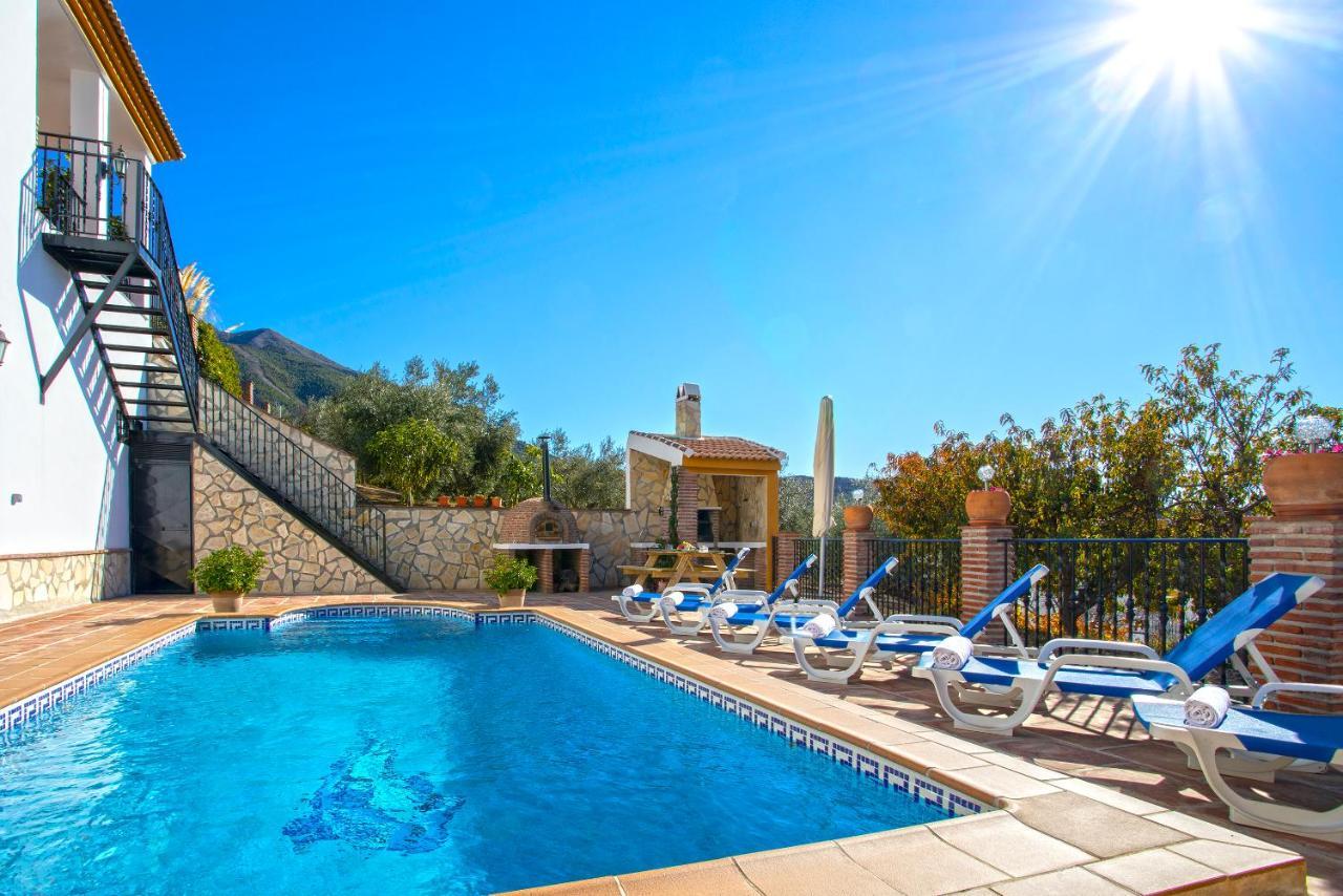 Casa Del Valle Con Piscina Privada Βίλα Alcaucín Εξωτερικό φωτογραφία
